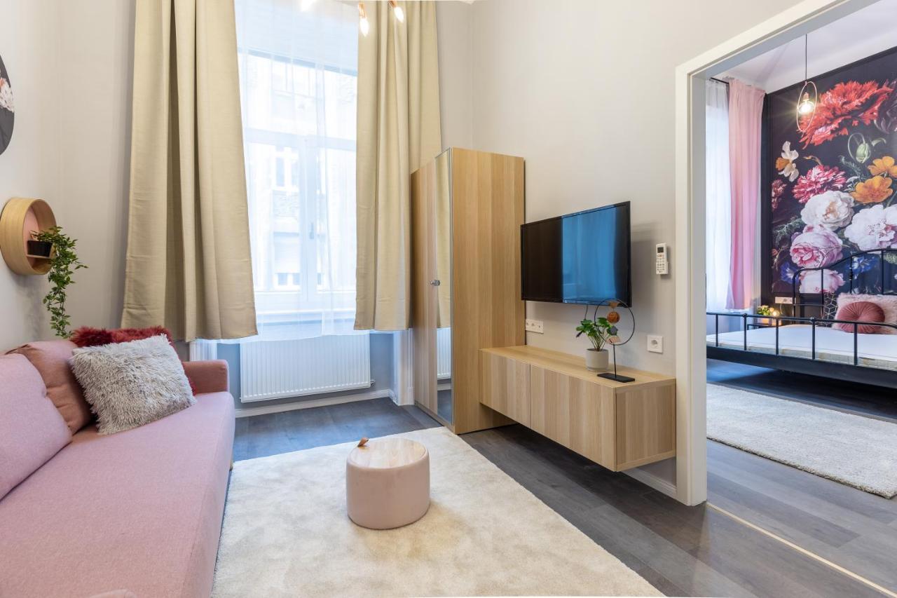 W33 - Prime Location - Comfortable Quality Apartments By Bqa Βουδαπέστη Εξωτερικό φωτογραφία