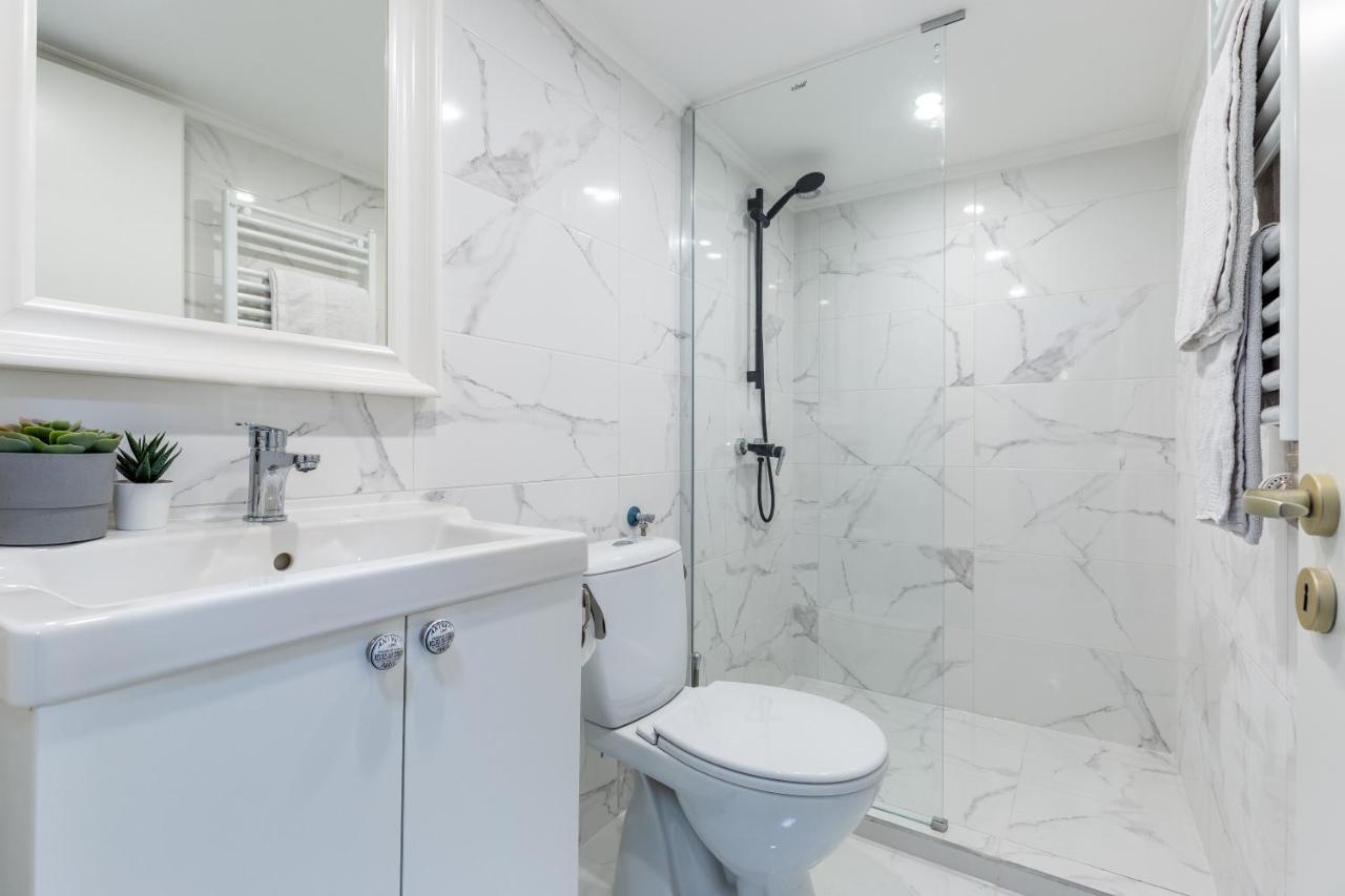 W33 - Prime Location - Comfortable Quality Apartments By Bqa Βουδαπέστη Εξωτερικό φωτογραφία